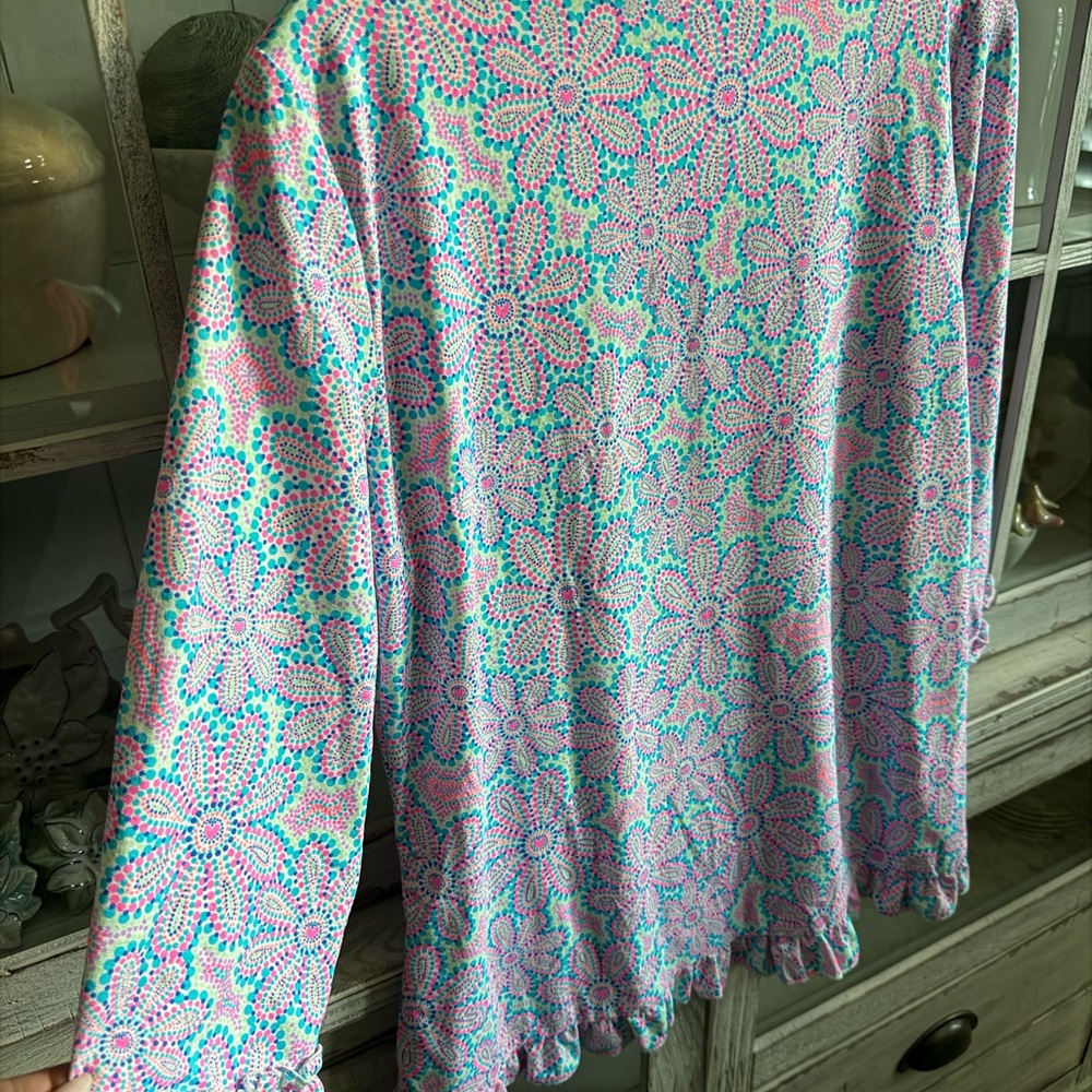 BeachTime Floral V-Neck Ruffle Hem Top - Picture 4 of 4